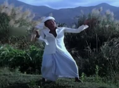 Aathoram Koovudhu
