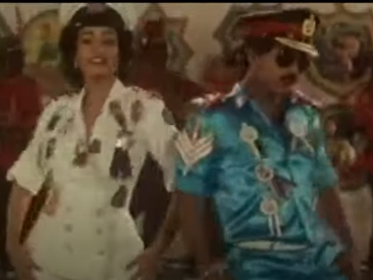 Aattatha Paathuttu Kaithattu