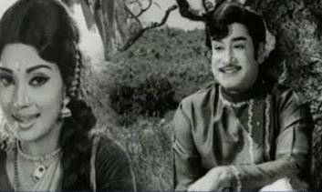 Agaya Pandhalile