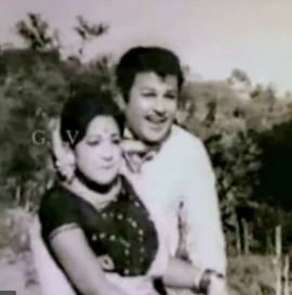 Arasanai Partha Kannukku