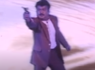 Desam Yaavum Pesukindra