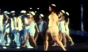 Kadhal Valai Virikkum