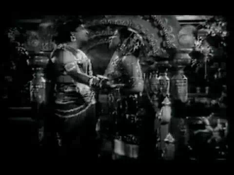 Oru Kodiyil Iru Malargal