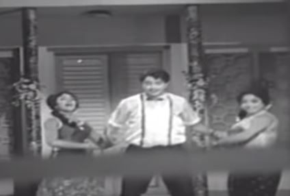 Paavai Venuma Pazharasam
