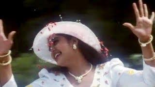 Poove Ne Aadava