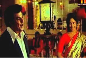 Punnagai Minnidum Arasi