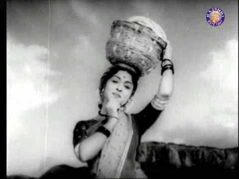 Tazhaya Poomudichu