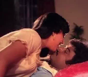 Thodu Thodu Vaa Mella