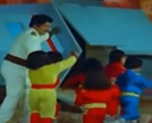 Vaan Veliyil Oru Oonjal