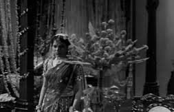 Vizhudhu Vittu Thazhaithongi